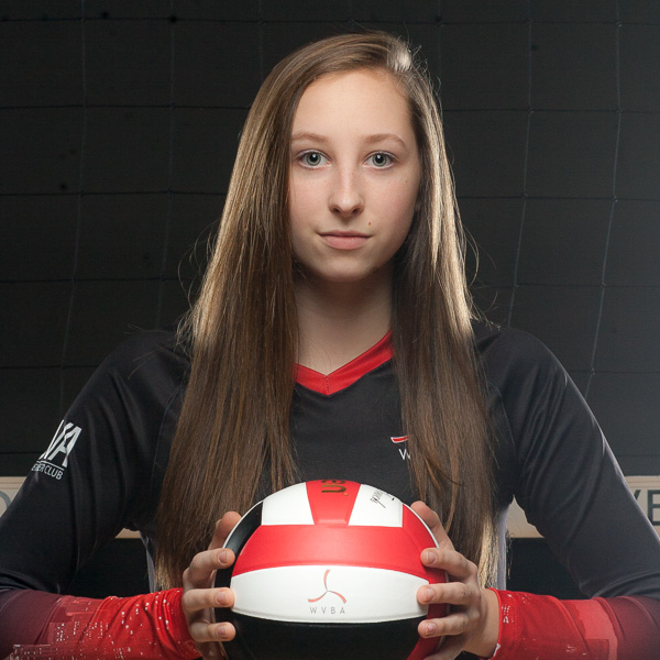 16 Claire Turner