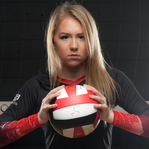 12 Sydney Dinsmore
